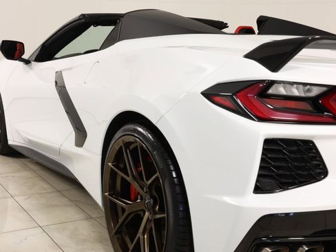Used 2021 Chevrolet Corvette Stingray Preferred Conv w/ Z51 Performance Package RWD image 47