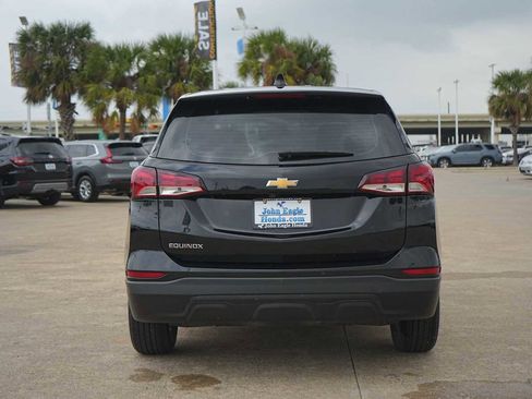 Used 2023 Chevrolet Equinox LS image 5