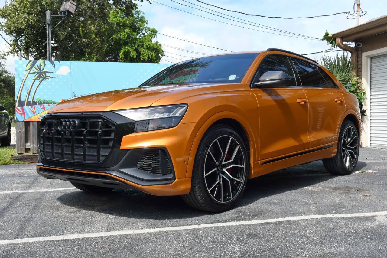 Used 2021 Audi SQ8 Prestige AWD/4WD image 3