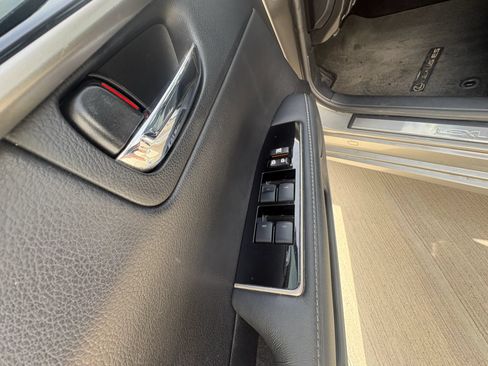Used 2016 Lexus ES 350 FWD image 23