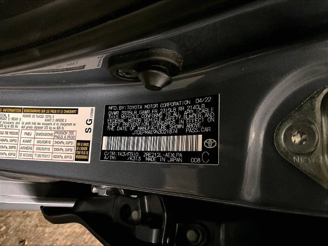 Used 2022 Toyota Corolla LE w/ Carpet Mat Package (TMS) FWD image 32