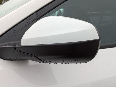 New 2026 Chevrolet Trax LT image 31