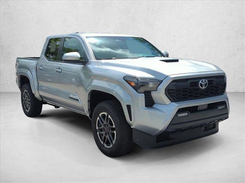 Certified 2024 Toyota Tacoma TRD Sport RWD image 3
