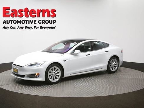 Used 2018 Tesla Model S P100D image 53