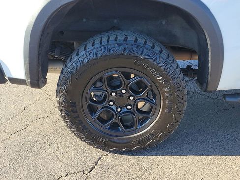 Used 2023 Chevrolet Silverado 1500 ZR2 w/ ZR2 Bison Edition AWD/4WD image 7