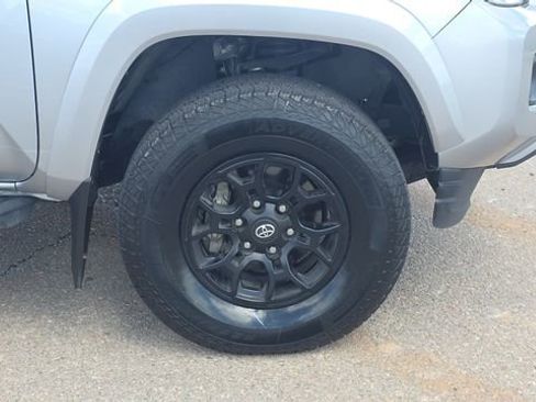 Used 2022 Toyota Tacoma SR5 image 31