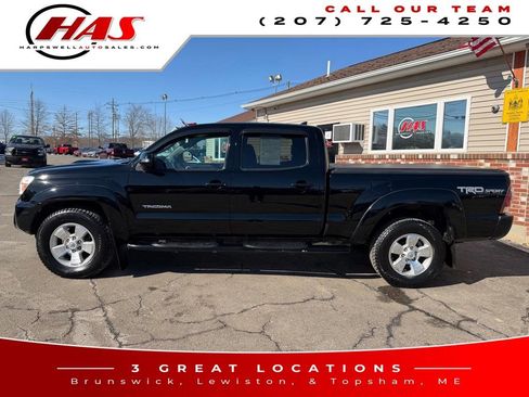 Used 2014 Toyota Tacoma 4x4 Double Cab w/ TRD Sport Package image 3