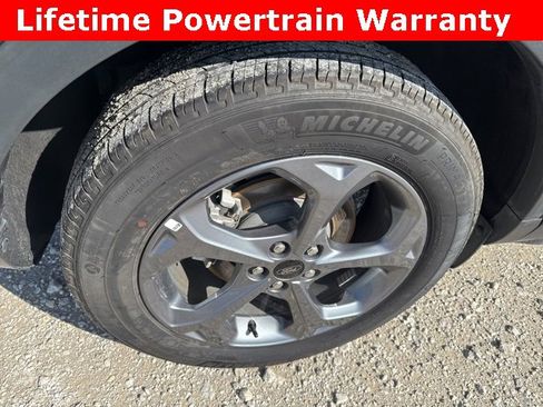 Used 2025 Ford Escape ST-Line image 25