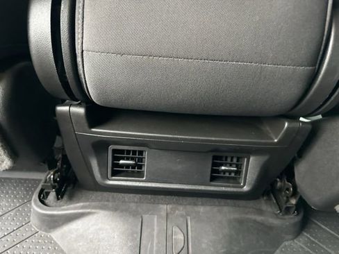 Used 2022 Chevrolet Silverado 2500 Custom w/ Custom Convenience Package image 22