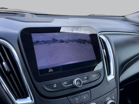 Used 2024 Chevrolet Malibu LT FWD image 28