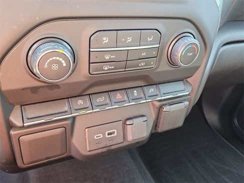 Certified 2022 Chevrolet Silverado 1500 Custom w/ Safety Confidence Package image 23