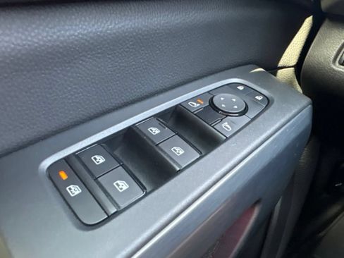 Used 2024 Nissan Pathfinder Rock Creek AWD/4WD image 18