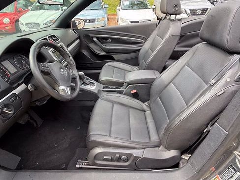 Used 2012 Volkswagen Eos Komfort FWD image 33
