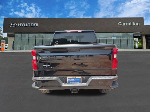 Used 2025 Chevrolet Silverado 1500 Custom Trail Boss w/ Turbomax Blackout Package AWD/4WD image 6