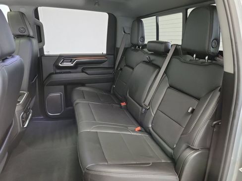 Used 2024 GMC Sierra 2500 Denali w/ Denali Reserve Package image 12