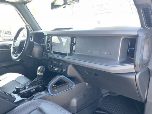 Used 2024 Ford Bronco Black Diamond AWD/4WD image 29