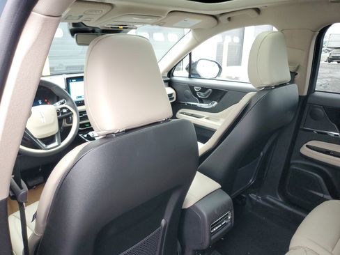 New 2026 Lincoln Corsair Premiere image 26