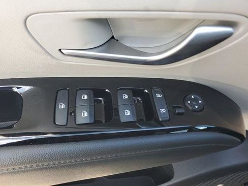 Certified 2022 Hyundai Tucson Limited AWD/4WD image 23