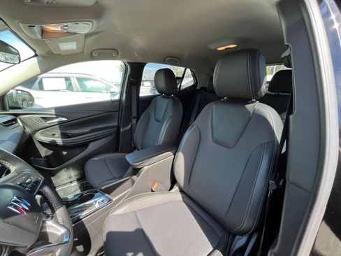 Used 2025 Buick Encore GX Preferred image 37