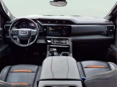 Certified 2024 GMC Sierra 1500 AT4 w/ Technology Package image 4