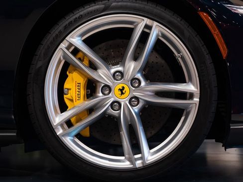 Certified 2024 Ferrari Roma Spider RWD image 47