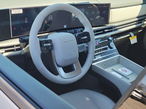 New 2027 Hyundai Santa Fe SE FWD image 5