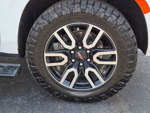Used 2022 GMC Yukon AT4 AWD/4WD image 26