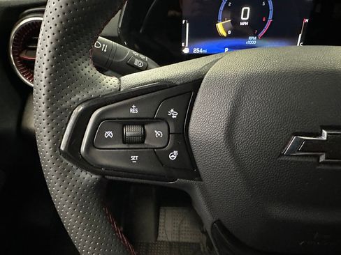 Certified 2024 Chevrolet Trax RS w/ Driver Confidence Package image 9