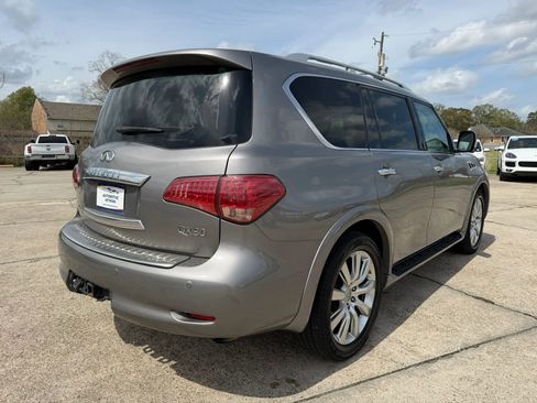 Used 2014 INFINITI QX80 2WD w/ Deluxe Touring Package image 5