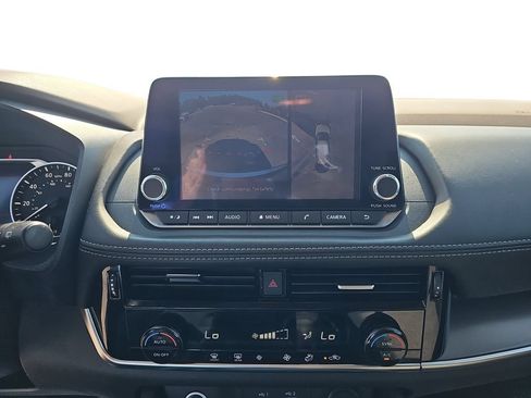 Used 2021 Nissan Rogue SV AWD/4WD image 22
