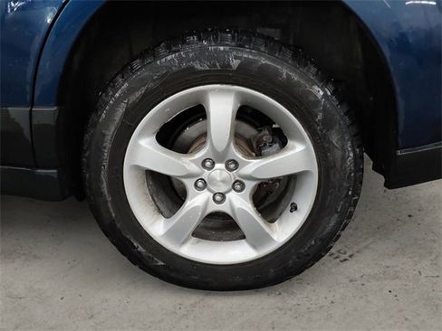 Used 2011 Subaru Outback 2.5i Limited image 14