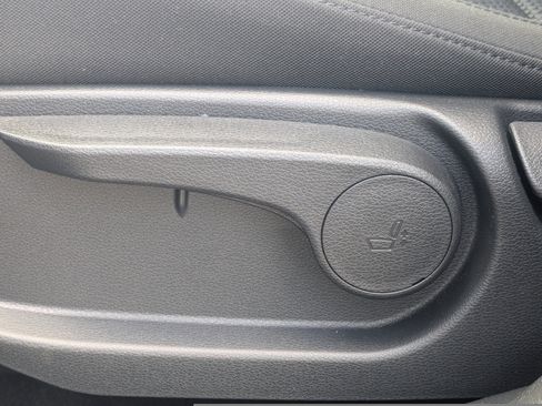 New 2026 Kia Sportage LX FWD image 23