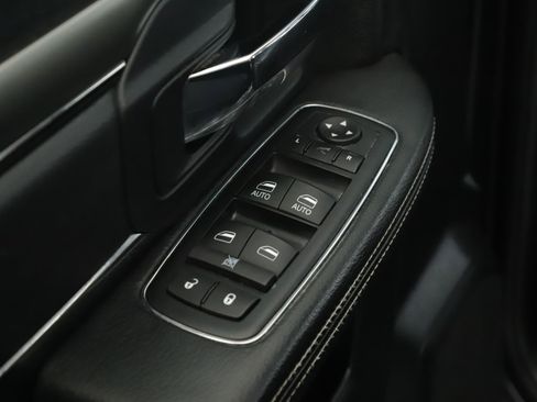 Used 2016 RAM 1500 Sport w/ Black Ram 1500 Sport Group AWD/4WD image 7