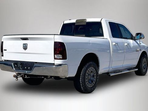 Used 2017 RAM 1500 Classic SLT image 5