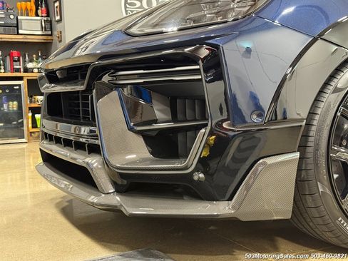 Used 2024 Porsche Cayenne Turbo image 20