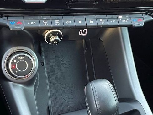 Used 2024 Alfa Romeo Tonale Ti image 21