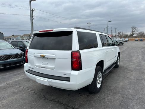Used 2019 Chevrolet Suburban LT image 5