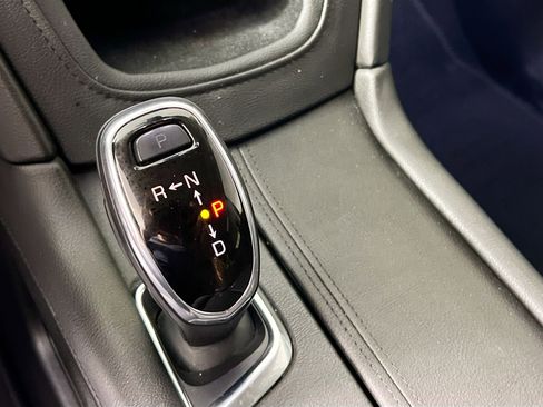 Used 2019 Cadillac XT5 Premium Luxury AWD/4WD image 25