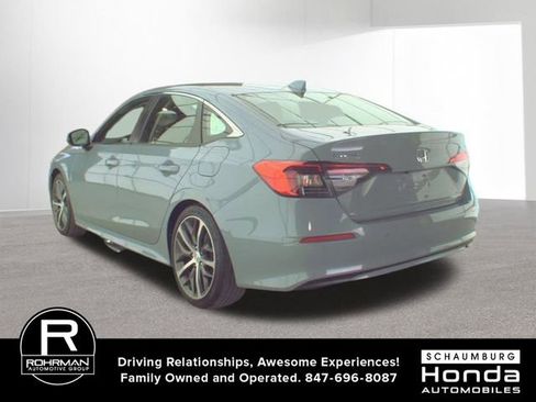 Used 2024 Honda Civic Touring image 3
