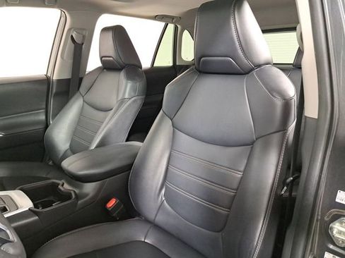 Used 2024 Toyota RAV4 XLE Premium w/ Weather Package image 20