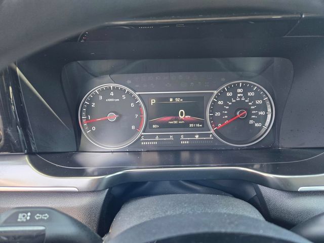Used 2023 Kia Sorento LX FWD image 19