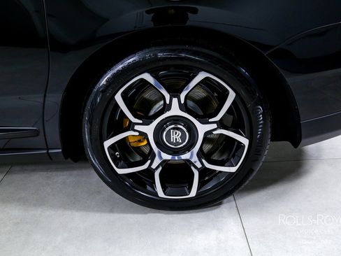 Certified 2024 Rolls-Royce Cullinan Black Badge w/ Dark Exterior Package AWD/4WD image 43