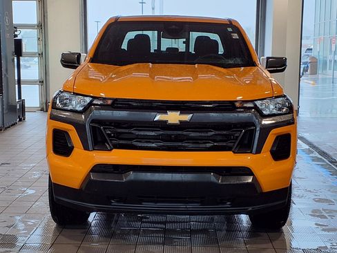 Used 2025 Chevrolet Colorado LT AWD/4WD image 24