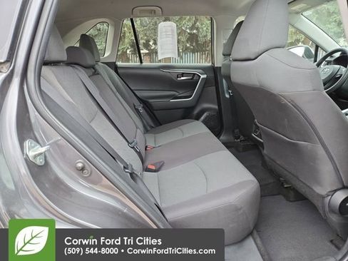 Used 2023 Toyota RAV4 XLE image 33