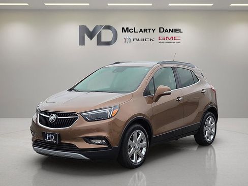 Used 2017 Buick Encore Premium w/ Experience Buick Package image 2