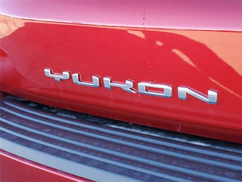 New 2026 GMC Yukon Elevation w/ Elevation Premium Package image 6