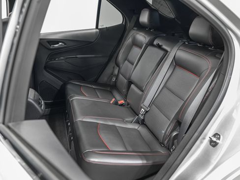 Used 2024 Chevrolet Equinox RS w/ RS Leather Package AWD/4WD image 28