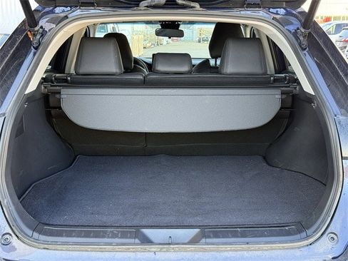 Used 2023 Toyota Venza LE image 30