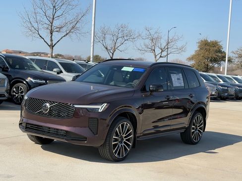New 2026 Volvo XC90 B6 Ultra w/ Protection Package Premier image 3
