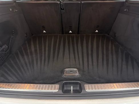 Used 2016 Mercedes-Benz GLC 300 4MATIC image 24